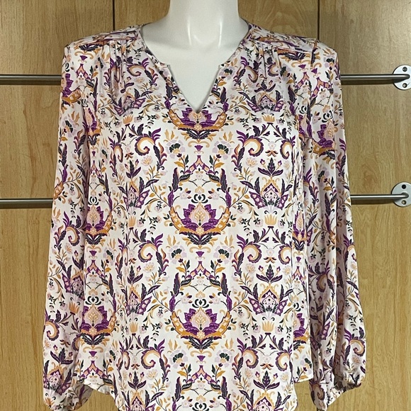 Violet & Claire Pink and Purple Long Sleeve V-Neck Ruffled Blouse - Picture 1 of 4